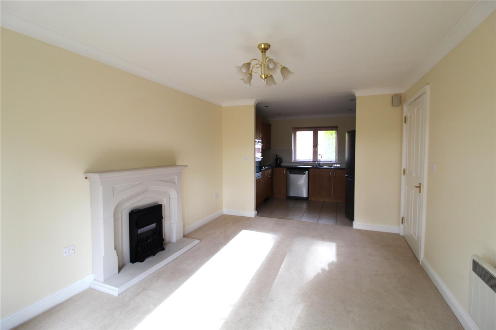 2 bed property in Bagnall Heights, Stoke-On-Trent